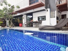 บ้านลีฟเลท พัทยา พูลวิลล่า